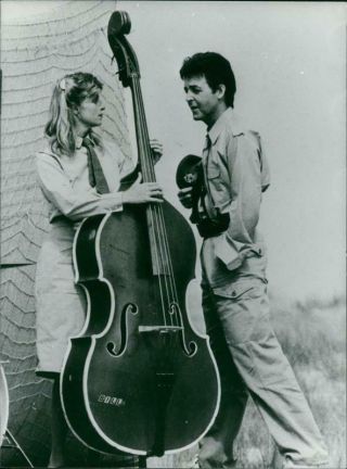 Paul And Linda Mccartney.  - Unique Vintage Photograph