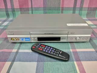 Sony Vhs Player Model Slv - N750 Vcr 4 - Head Hi - Fi Stereo Vcr With Universal Remote