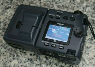 VTG Nikon Coolpix E995 3.  2MP Camera Bundle W/ 4x Zoom 8