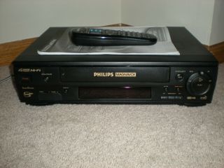 Philips Magnavox Vra651at01 Vhs Vcr Player Recorder W/ Remote 