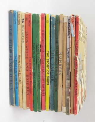 17 X Vintage Ladybird Books Hardback Books Assorted Titles Fiction/non - Fic - B49