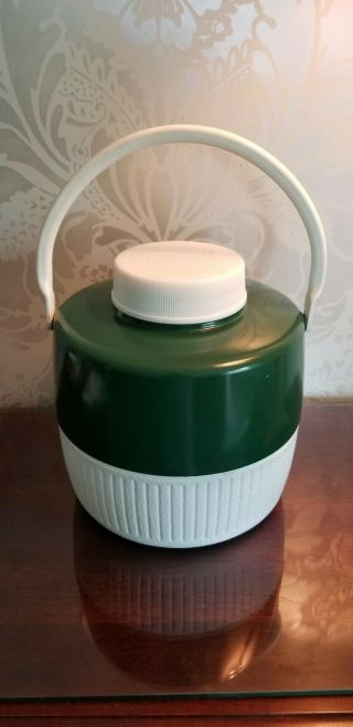 Vintage 1976 Coleman 2 Gallon Gree & White Water Cooler Jug w/Spout Drinking Cup 3