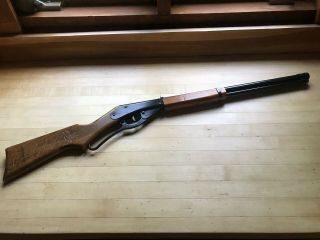 Vintage Daisy No.  1938 Red Ryder Carbine Bb Gun,  Rogers Arkansas U.  S.  A.