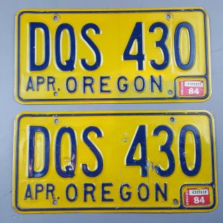Oregon 1973 To 1985 Vintage License Plate Set Pair Dqs 430 Blue On Golden Yellow