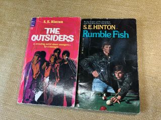 2 Vtg Pb Books By S.  E.  Hinton: The Outsiders And Rumble Fish