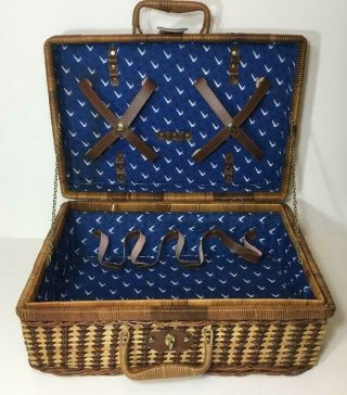 Vintage Grey Goose Vodka Wicker Basket Suitcase Picnic Beach Camping Geese