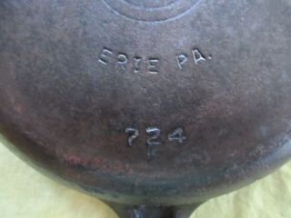 Vintage Griswold No.  5 Cast Iron Skillet 724 - Erie PA,  USA - 8 Inch 3