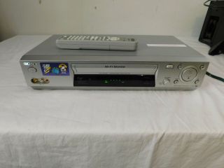 Sony Vcr Video Cassette Recorder Model Slv - N88 With Remote
