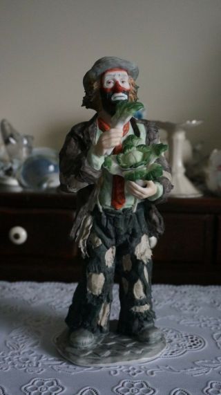 Vintage Flambro Porcelain Figurine Emmett Kelly Jr Clown Eating Cabbage,  Taiwan