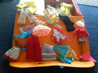 Vintage 1971 Topper Toys Dawn And Her Friends Doll Case & Dawn Dolls and clothes 5