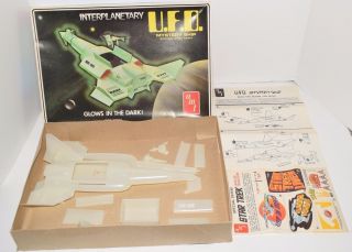 Vintage Amt Interplanetary Ufo Mystery Ship S960 U.  F.  O.  With Scout Craft