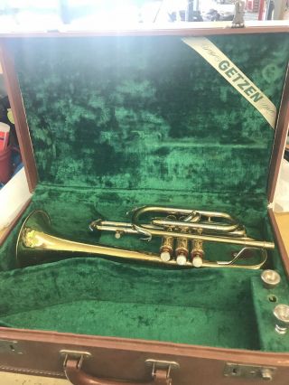 Vintage Getzen 300 - Series Trumpet In Case W/ 2 Mouthpieces