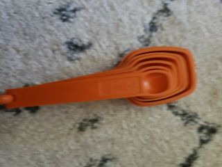 Vintage Set of 7 Orange Tupperware Measuring Spoons Complete Ring 1272 Nesting 2