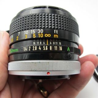 Vtg CANON 50mm F/1.  4 Camera Lens Japan Made FD mount W/ Hood 4