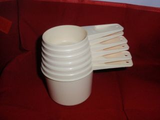 Vintage Tupperware Measuring Cups Complete Full Set Of 6 Beige Almond Cream