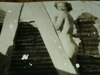 Vintage Snapshot Photo Nude Lady In Shower 1940s Risque Naked Woman Vtg