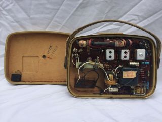 VTG 1960 Nordmende Mambo Portable Transistor Shortwave Radio, 8