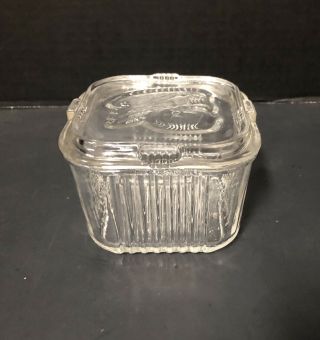 Vintage Federal Clear Ribbed Glass Refrigerator Square Dish With Vegetable Lid