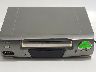 Sanyo Vwm - 680 Vhs Vcr Tape Player Recorder 4 Head Hi - Fi Fast