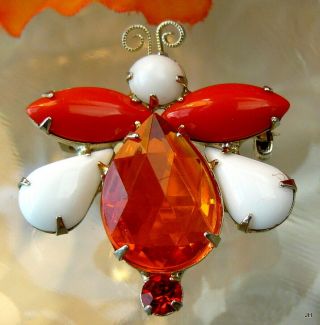 Pretty Vintage Orange Opaque White Milk Glass Insect Bee Bug Figural Pin Brooch