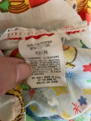 Vintage Rainbow Brite Twin Sheet set from the 80s. 2