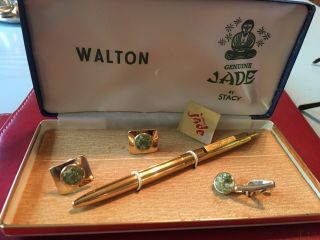 Vintage Pen,  Cuff Link,  Tie Tack With Jade By Walton