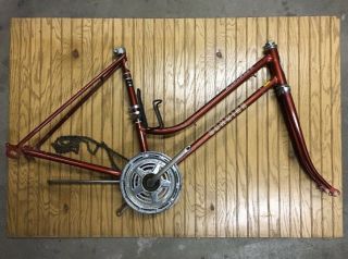 Vintage Schwinn Suburban Frame Forks Crank Chain 19.  5” Ladies Bicycle 27” Bike