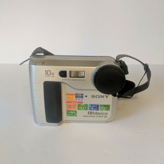 Vintage Sony FD Mavica 10X Zoom Camera MVC - FD75 w/ Battery,  Charger & Strap 2