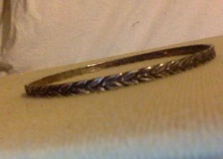Vintage.  925 Vintage Sterling Silver Ladies Bangle Bracelet.  8 1/4 ".  3/16 " Wide.