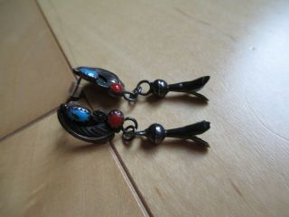 Small vintage Navajo sterling silver turquoise coral dangle earrings 4