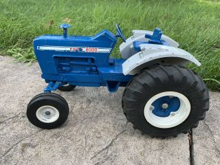 Vintage Ertl Ford 8000 Die Cast Metal Toy Tractor 1/12 Scale W/ 3 Point Hitch