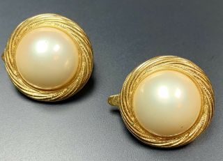 Signed Trifari Vintage Clip On Earrings Gold Tone Large Faux Pearls