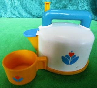 Vintage Fisher Price Fun With Food Whistling Tea Kettle & 1 Yellow Cup - 1987