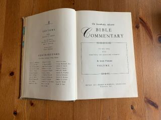 Seventh - day Adventist Bible Commentary V.  1 Genesis - Deuteronomy 1953 HC R & H 5