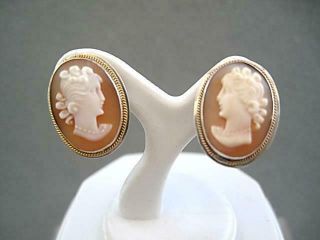 Traditional Vintage Art Deco Cameo & Silver Screw Back Earrings