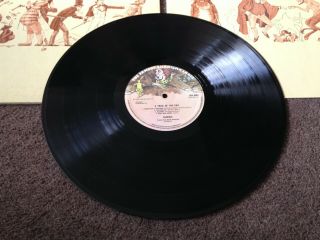 GENESIS TRICK OF THE TAIL FIRST ISSUE TEXTURE GATEFOLD SLEEVE VINTAGE VINYL 4