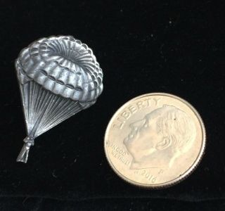 Vintage Pioneer Parachute Co.  Pin 1960s 1970s For Paraglider Customers