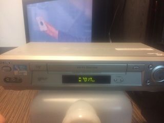 Sony Slv - N700 Hifi Stereo Vhs Video Cassette Recorder Player
