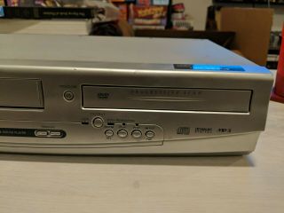 SYLVANIA DVD VCR VHS Combo Player Model DV220SL8 no remote.  well 3