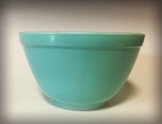 Vintage Pyrex 401 Turquoise/robin Egg Blue Small Nesting Mixing Bowl 1 1/2 Pt