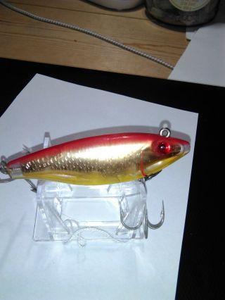 Old Lure Vintage Large Shad Mirrolure Classic Gold And Red 47m28 Lure.