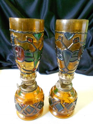 Set Of 2 Vintage Amber Oil Lamps.  Hong Kong.  Sailboat.  In Usa