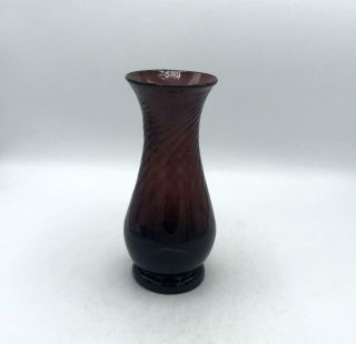 Vintage Blown Amethyst/purple Art Glass Spiral Pattern 8.  5 " Vase