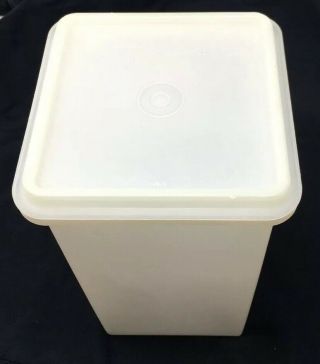 Vintage Tupperware 1314 - 6 USA Cracker Keeper Container With Lid 3
