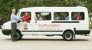 13 Vintage Southampton Match Worn Shirts Gareth Bale,  Theo Walcott,  Adam Lallana 6