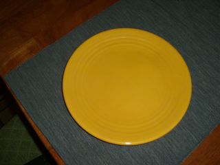 Vintage Bauer Pottery Ringware Chinese Yellow Luncheon Plate