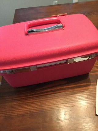 Vintage Samsonite Saturn Hot Pink Overnight Train Make Up Case With Tray
