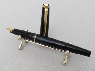 Vintage 1980s Montblanc 221p Classic Fountain Pen Black Gp F Nib