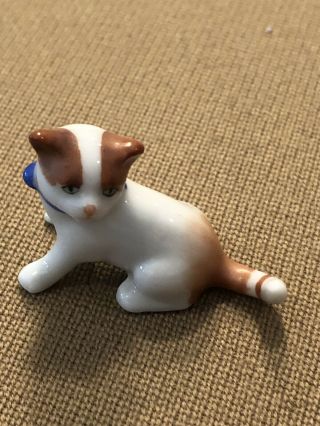 Vintage Metzler & Ortloff Miniature Kitten Cat Figurine Germany Porcelain Cute