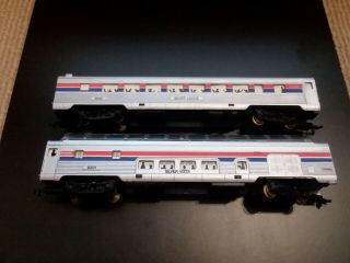 Two Vintage Life Like Amtrak Passenger Cars Coach Vista Dome Lighted Train Cars